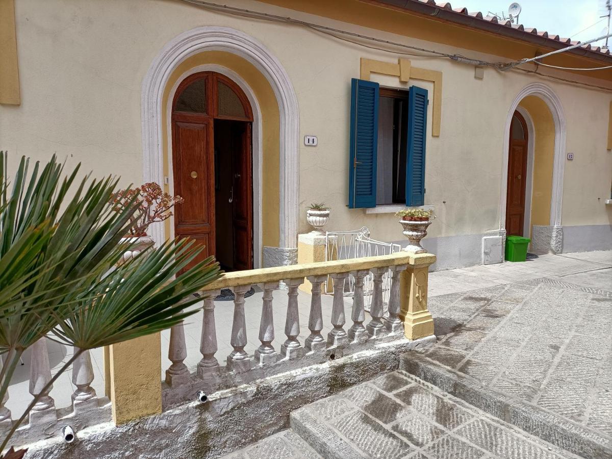 La Terrazza Nel Cuore Di Capoliveri Exteriér fotografie