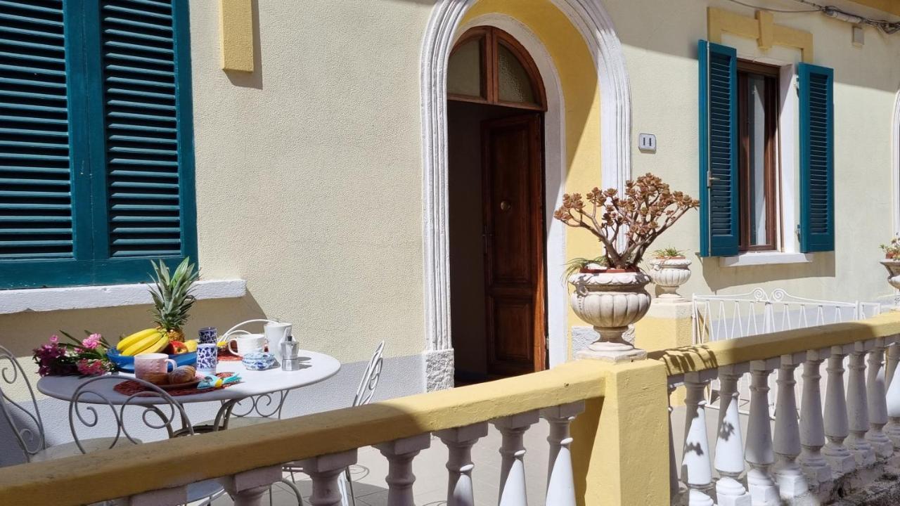La Terrazza Nel Cuore Di Capoliveri Exteriér fotografie